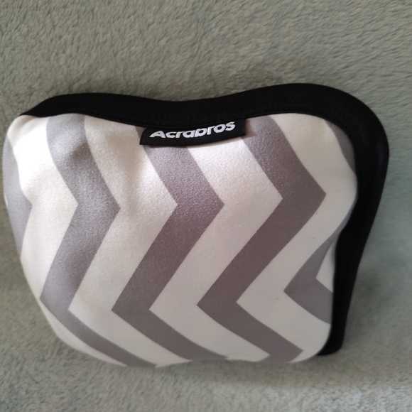Amazlinen Amazing Life Multi-use Stretchy Baby Car Seat Canopy/Nursing Cover New - Picture 2 of 3